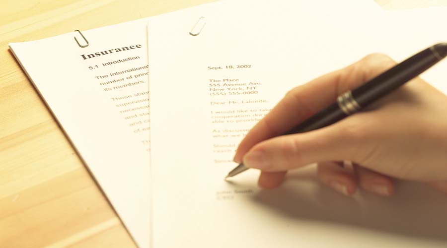 ¿Qué trámites legales necesitas para aupublicar tu libro?